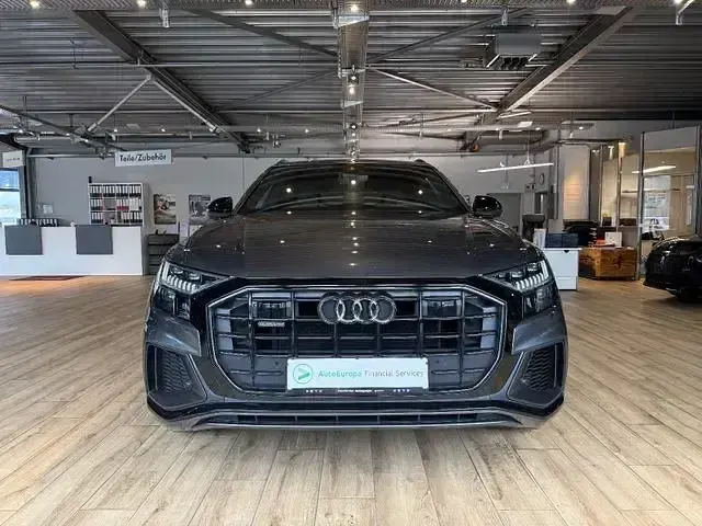 Gebraucht Audi Q8 S-Line 345 PS (253 kW) 2019 Grau SUV