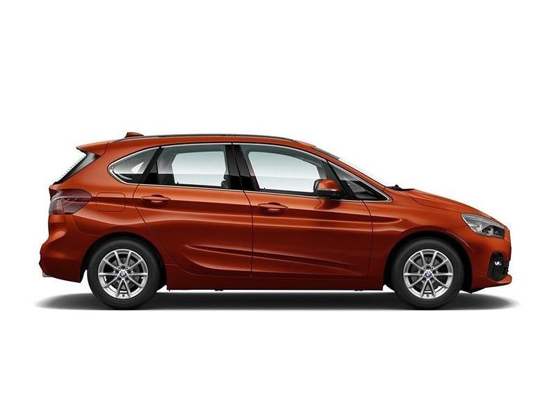 Gebraucht BMW 220 178 PS (130 kW) 2021 Orange Van / Kleinbus