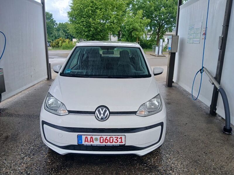 Weiß Gebraucht 2017 VW up! move up! Kleinwagen | 4.149 € (Fairer Preis) - Bild 1/4