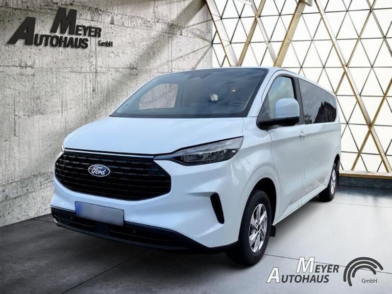 Gebraucht Ford Tourneo Trend 136 PS (100 kW) 2024 Weiß Van / Kleinbus