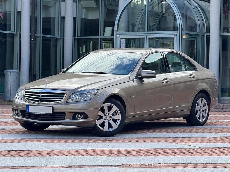 Gebraucht 2011 Mercedes C200 Edition Limousine | 7.800 € (Superpreis) - Bild 1/4