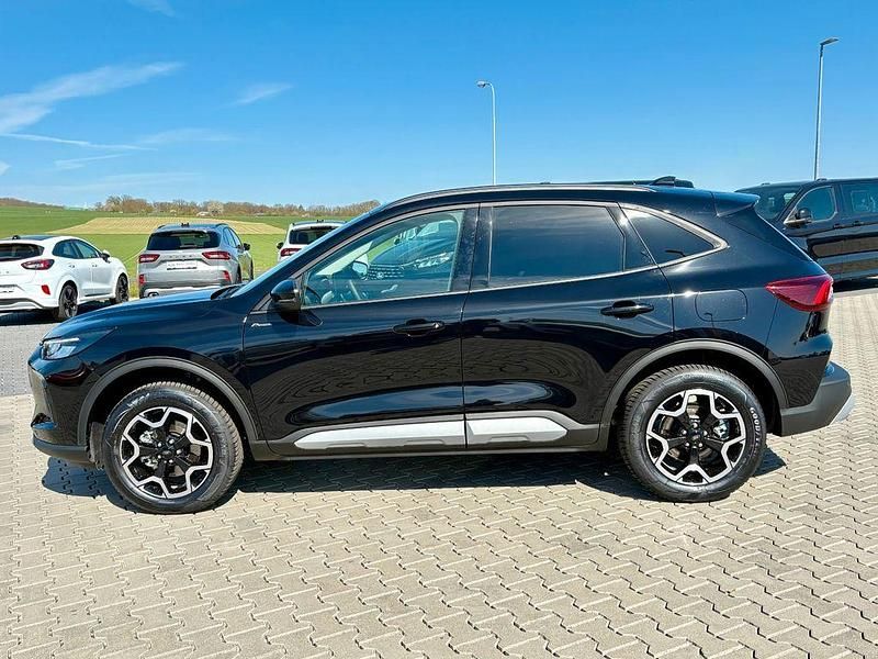 Gebraucht Ford Kuga Active 179 PS (131 kW) 2025 Schwarz SUV