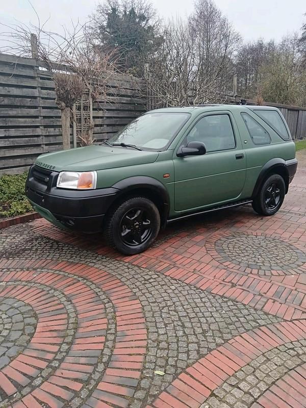 Grün Gebraucht 2001 Land Rover Freelander SUV | 3.450 € - Bild 1/3