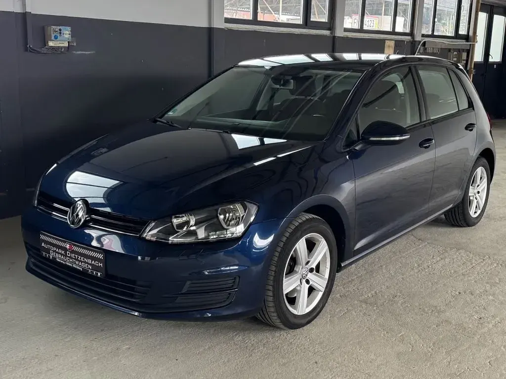 Gebraucht VW Golf VII 105 PS (77 kW) 2013 Blau Limousine