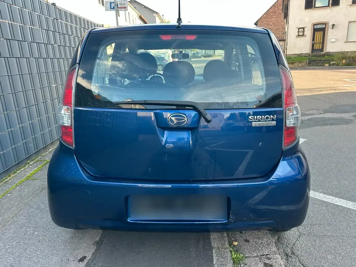 Gebraucht Daihatsu Sirion 69 PS (50 kW) 2007 Blau Kleinwagen