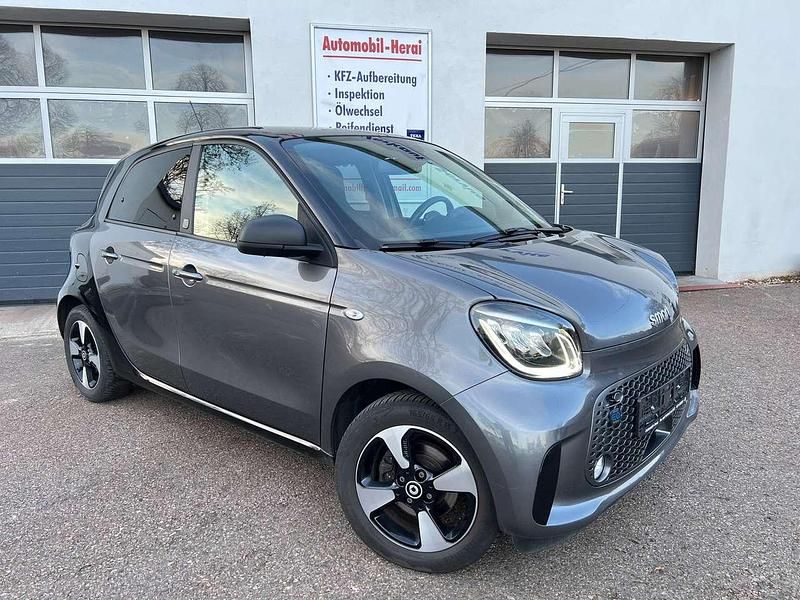 Gebraucht Smart ForFour Electric Drive 60 kW (82 PS) 2021 Grau Kleinwagen