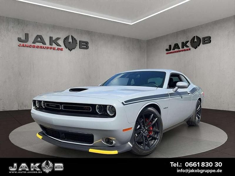 Smoke snow Neu 2025 Dodge Challenger Coupé | 54.990 € (Superpreis) - Bild 1/4