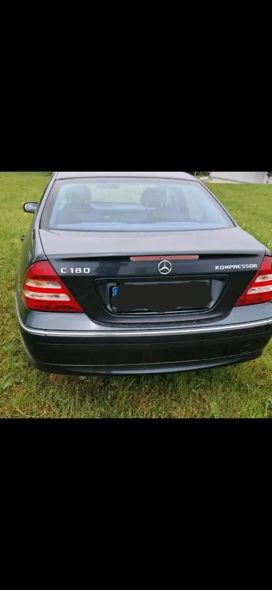 Gebraucht Mercedes C180 143 PS (105 kW) 2004 Blau Limousine