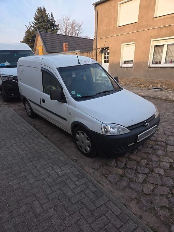 Gebraucht Opel Combo 101 PS (74 kW) 2004 Weiß Van / Kleinbus