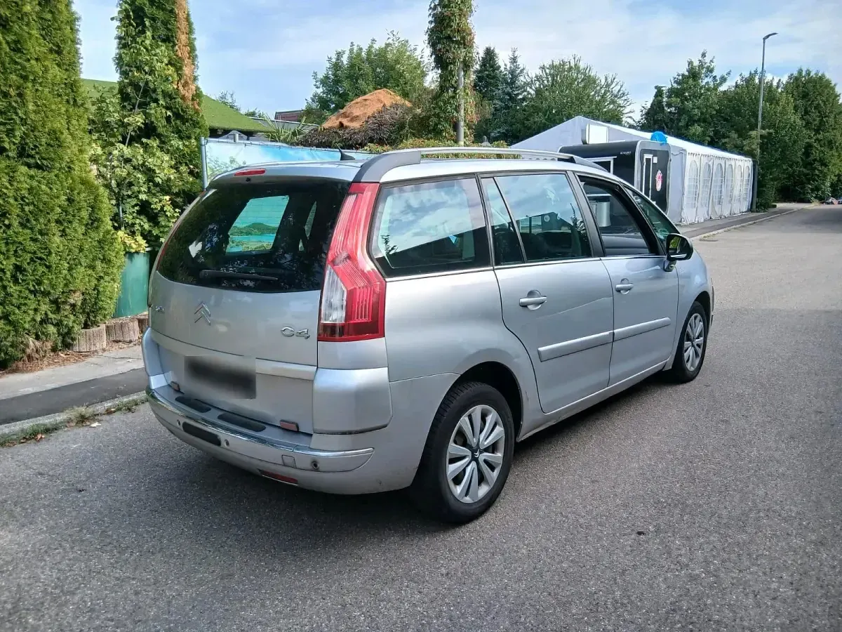 Gebraucht Citroën Grand C4 Picasso 150 PS (110 kW) 2010 Silber Van / Kleinbus