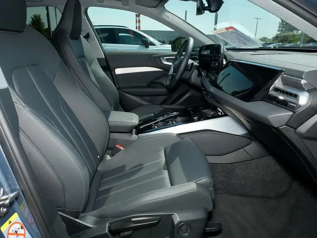 Gebraucht Audi A5 Ambiente 204 PS (150 kW) 2025 Horizontblau metallic Kombi