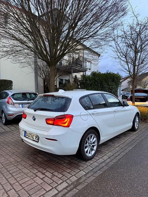 Gebraucht BMW 116 Advantage 116 PS (85 kW) 2017 Weiß Kleinwagen