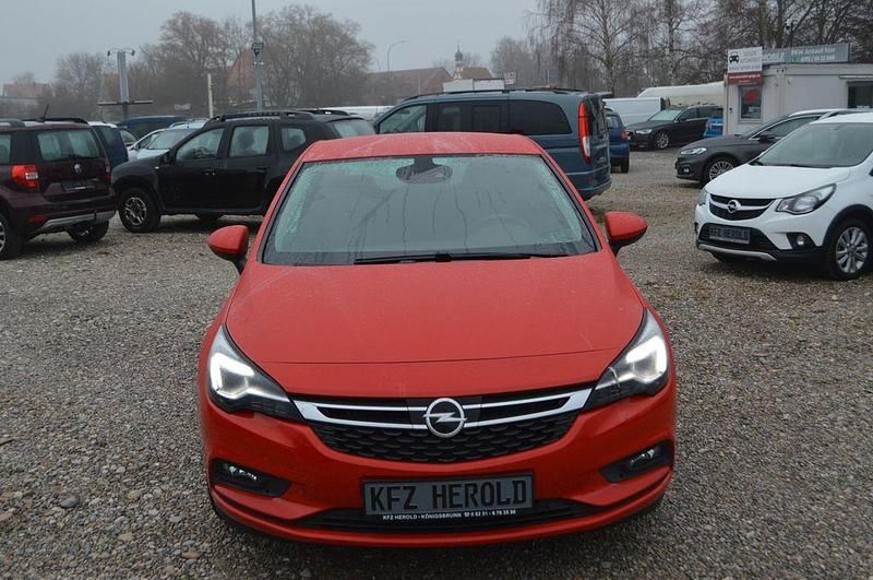 Gebraucht Opel Astra Innovation 125 PS (91 kW) 2019 Rot Limousine