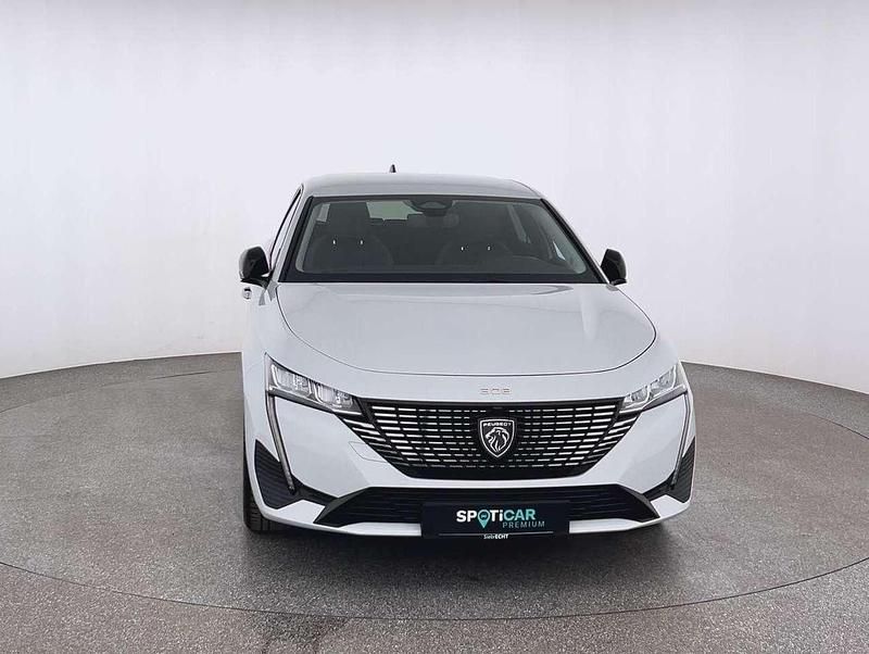 Gebraucht Peugeot 308 Allure 131 PS (96 kW) 2023 Weiß (metallic) Kombi