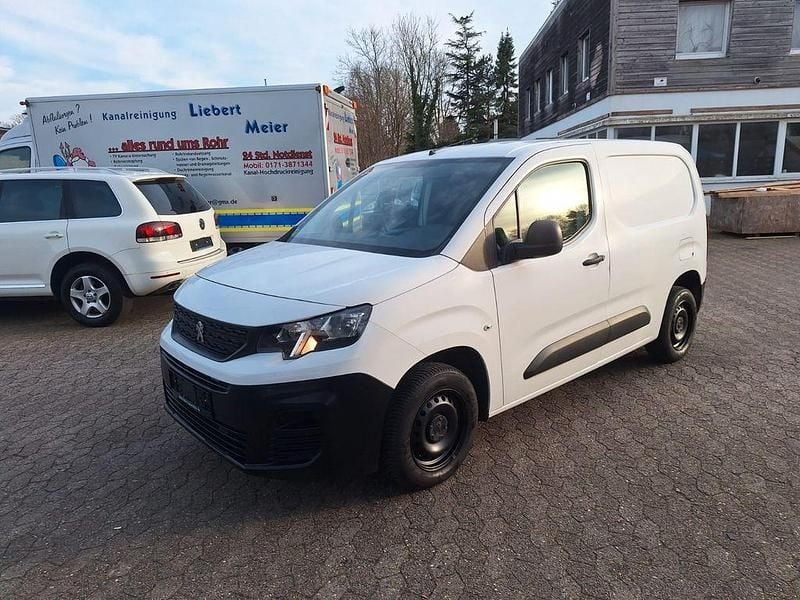 Gebraucht Peugeot Partner 75 PS (55 kW) 2019 Weiß Van / Kleinbus