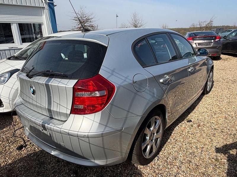 Gebraucht BMW 116 122 PS (89 kW) 2007 Silber Kleinwagen