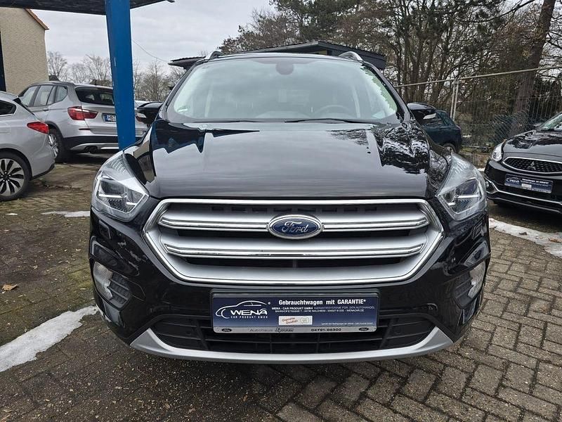 Gebraucht Ford Kuga 150 PS (110 kW) 2018 Schwarz SUV