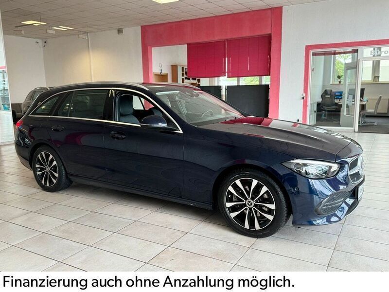 Gebraucht Mercedes C220 200 PS (147 kW) 2022 Blau Kombi