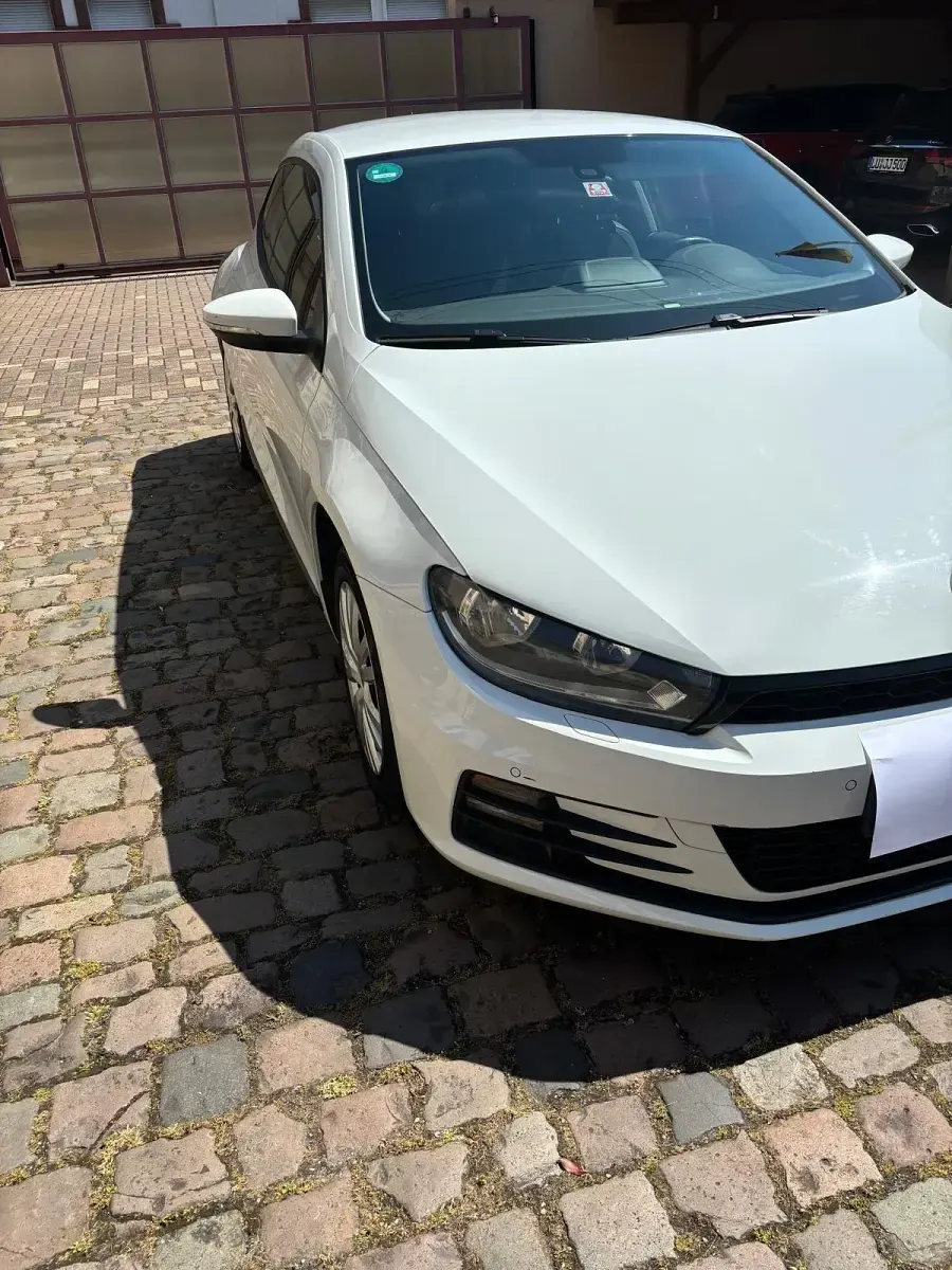 Gebraucht VW Scirocco 125 PS (91 kW) 2014 Weiß Coupé