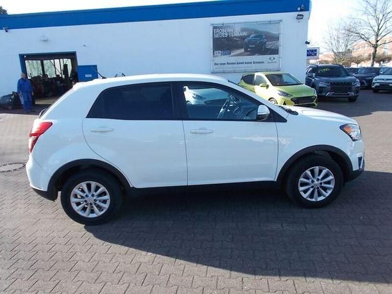 Gebraucht Ssangyong (KGM) Korando 150 PS (110 kW) 2015 Weiß SUV