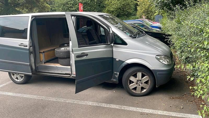 Andere farben Gebraucht 2007 Mercedes Vito Van / Kleinbus | 3.200 € (Guter Preis) - Bild 1/4