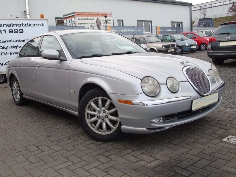 Grau Gebraucht 2002 Jaguar S-Type S Limousine | 3.499 € (Fairer Preis) - Bild 1/4