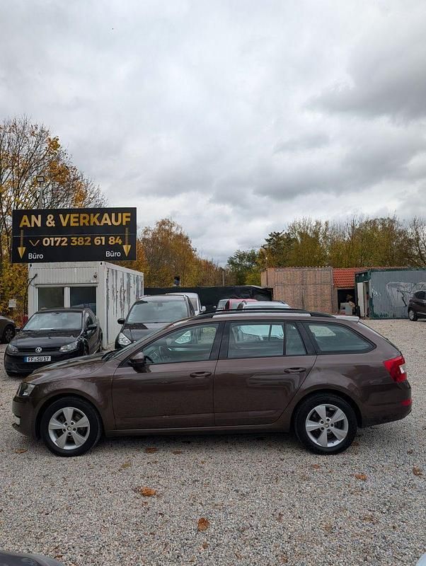 Gebraucht Skoda Octavia 105 PS (77 kW) 2014 Braun Kombi