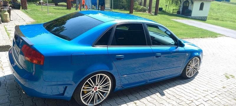 Gebraucht Audi A4 220 PS (161 kW) 2005 Blau Limousine