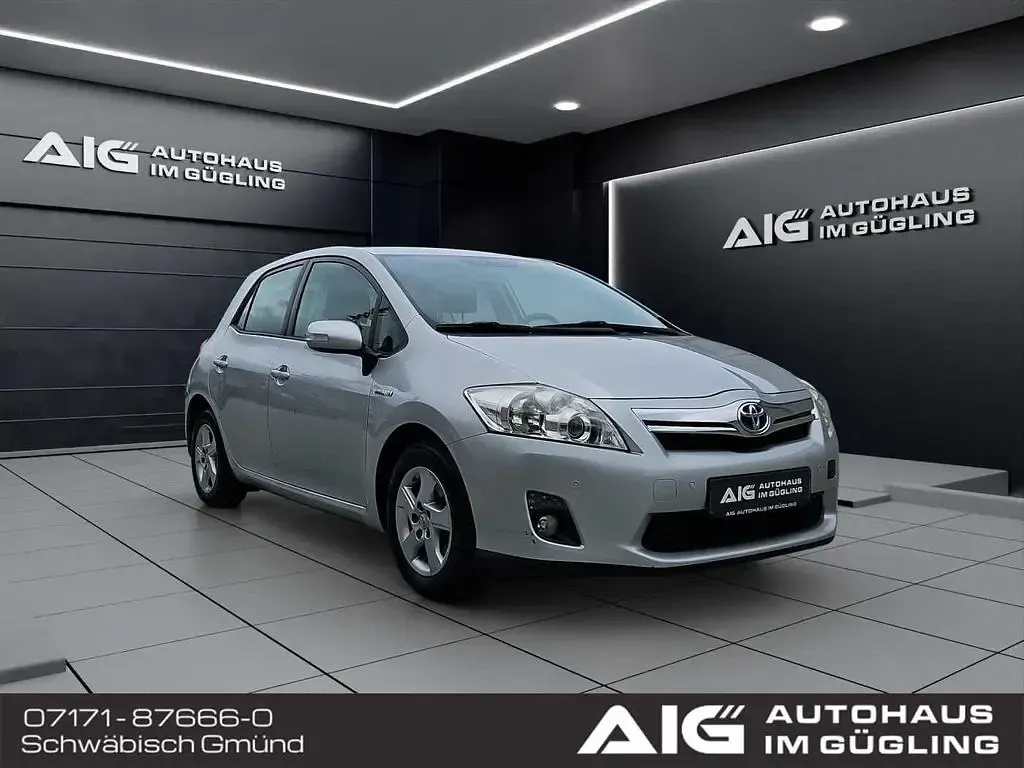 Gebraucht Toyota Auris Hybrid Life 136 PS (100 kW) 2011 Grau Limousine