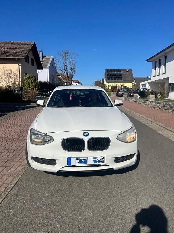 Gebraucht BMW 116 136 PS (100 kW) 2012 Weiß Kleinwagen