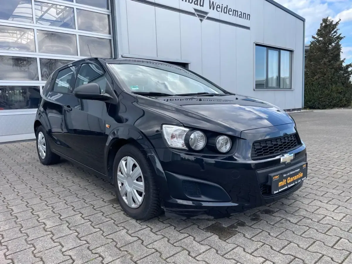 Gebraucht Chevrolet Aveo LS 69 PS (50 kW) 2012 Schwarz Kleinwagen