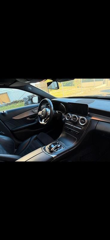 Gebraucht Mercedes C300e 320 PS (235 kW) 2020 Schwarz Limousine