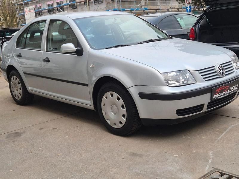 Gebraucht VW Bora Basis 75 PS (55 kW) 2000 Silber Limousine