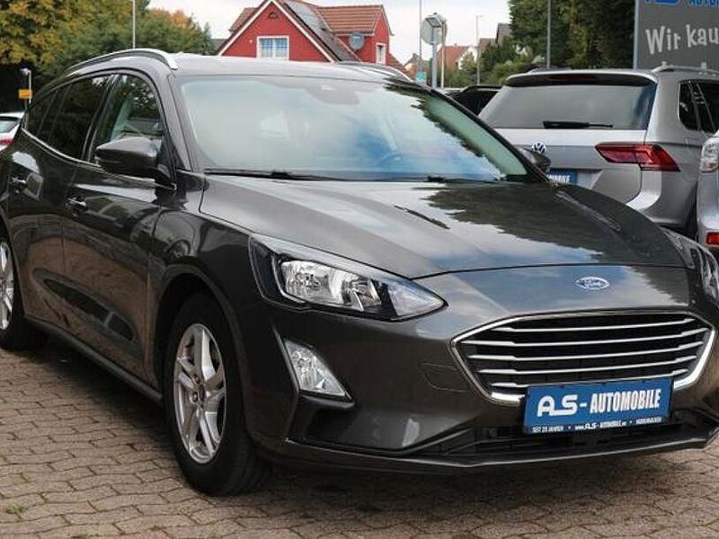 Magneticgrau (metallic) Gebraucht 2019 Ford Focus Cool & Connect Kombi | 14.900 € (Superpreis) - Bild 1/4
