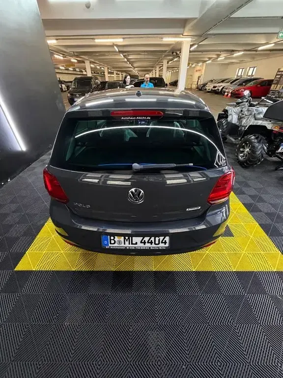 Gebraucht VW Polo LOUNGE 60 PS (44 kW) 2015 Grau Kleinwagen