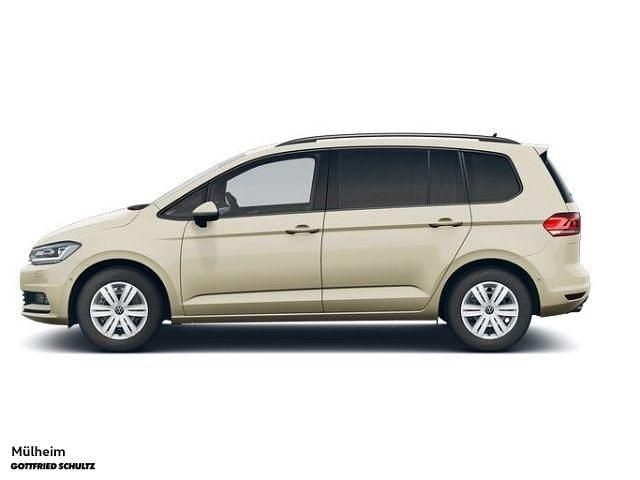 Neu VW Touran 150 PS (110 kW) 2026 Beige Van / Kleinbus