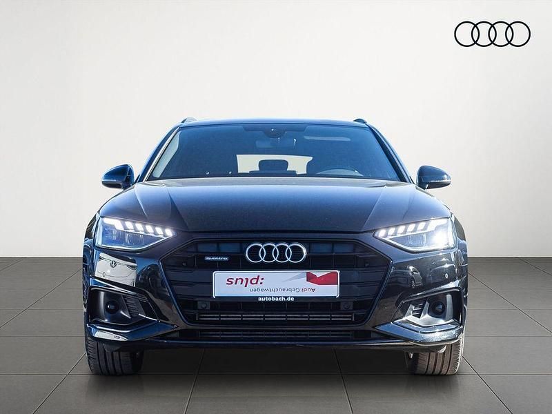 Gebraucht Audi A4 Advanced Plus 204 PS (150 kW) 2022 Mythosschwarz metallic Kombi