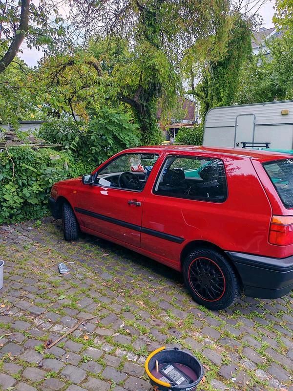 Rot Gebraucht 1994 VW Golf III Kleinwagen | 2.500 € - Bild 1/4