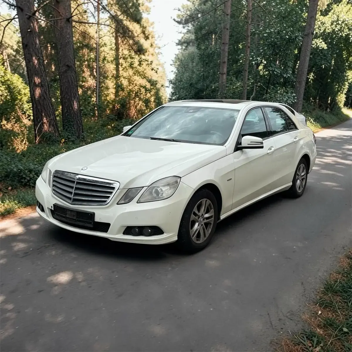 Gebraucht Mercedes E220 170 PS (125 kW) 2008 Weiß Limousine