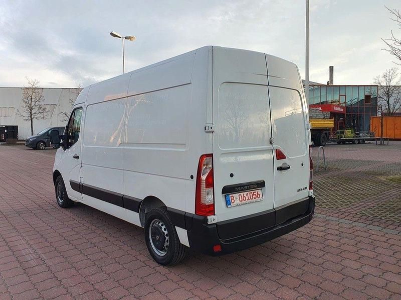 Gebraucht Renault Master 110 PS (80 kW) 2018 Weiß Van