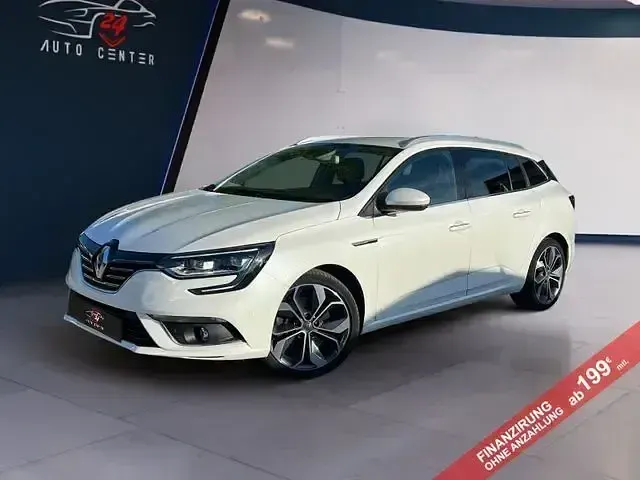 Gebraucht Renault Mégane IV 165 PS (121 kW) 2018 Weiß Limousine