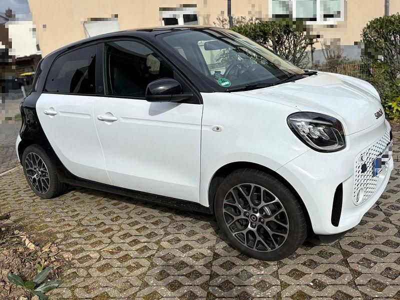 Gebraucht Smart ForFour Electric Drive 60 kW (82 PS) 2020 Weiß Limousine