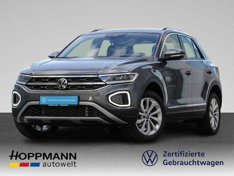 Indiumgrau metallic Gebraucht 2024 VW T-Roc Style SUV | 29.990 € (Fairer Preis) - Bild 1/4