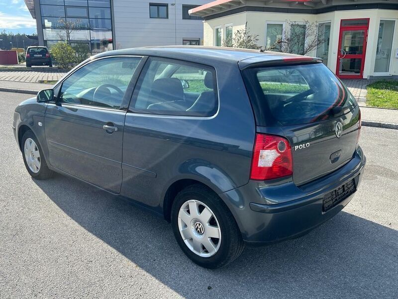 Gebraucht VW Polo Highline 101 PS (74 kW) 2003 Blau Kleinwagen