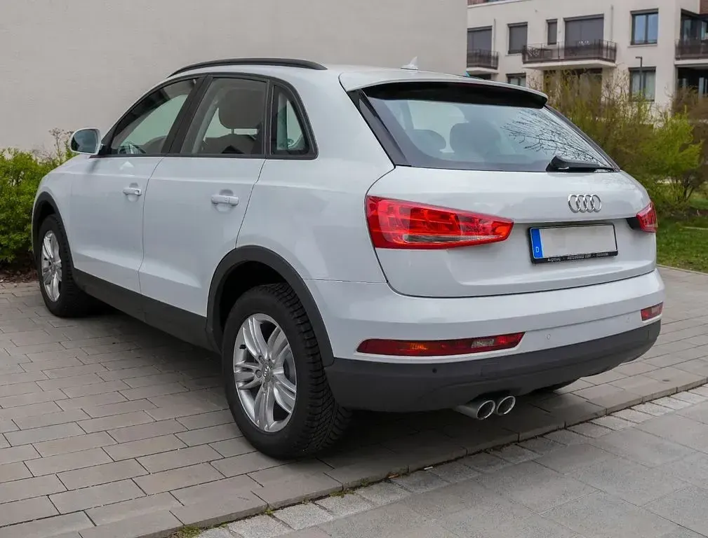 Gebraucht Audi Q3 120 PS (88 kW) 2016 Weiß SUV