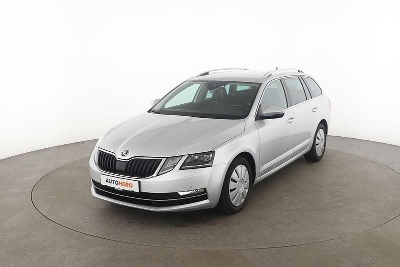 Silber Gebraucht 2018 Skoda Octavia Style Kombi | 15.510 € (Fairer Preis) - Bild 1/3
