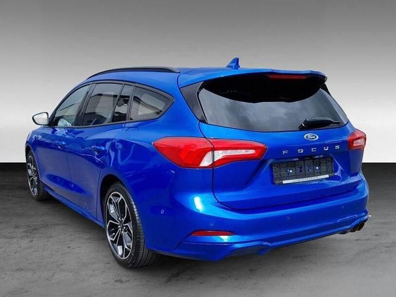 Gebraucht Ford Focus ST-Line X 125 PS (91 kW) 2021 Blau Limousine