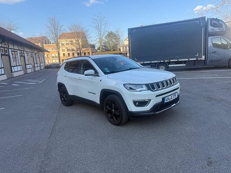Weiß Gebraucht 2017 Jeep Compass Opening Edition SUV | 14.999 € (Fairer Preis) - Bild 1/4