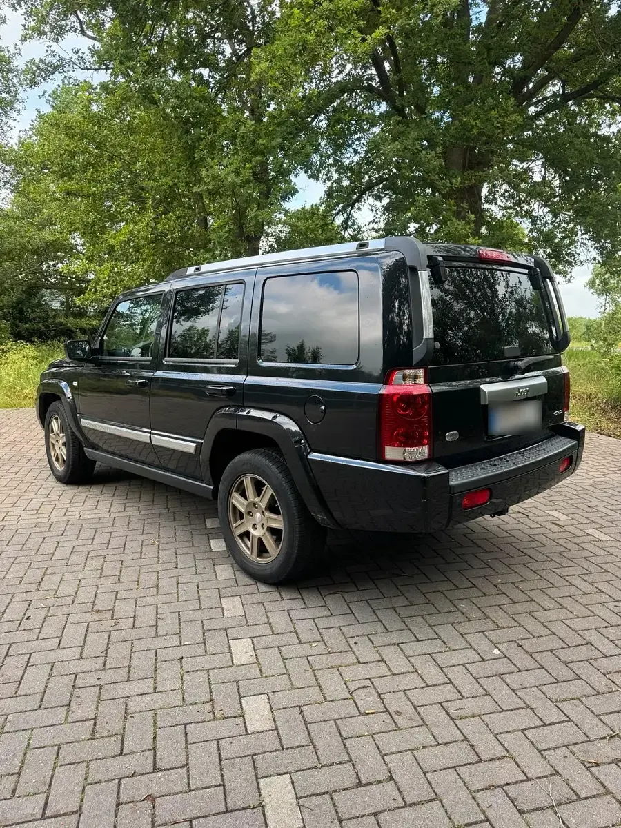 Gebraucht Jeep Commander Overland 218 PS (160 kW) 2007 Schwarz SUV
