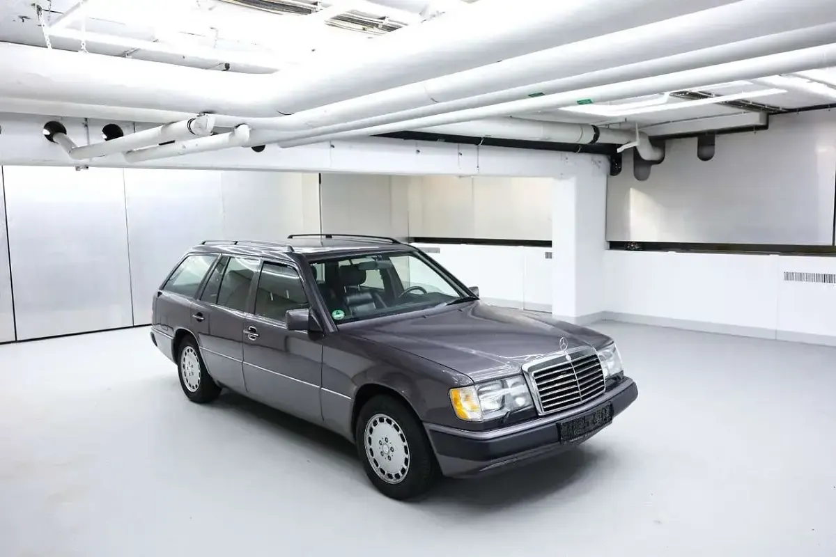 Gebraucht Mercedes 300 179 PS (131 kW) 1992 Bornit Kombi